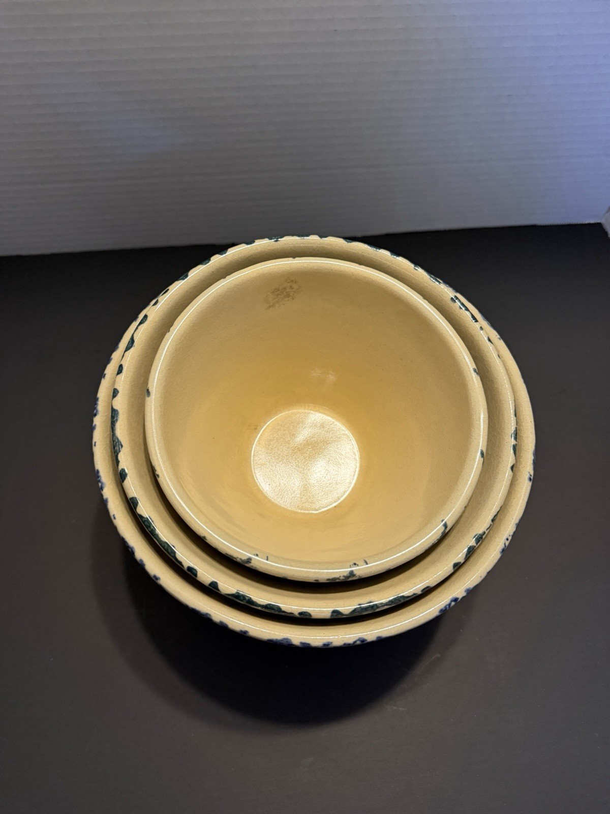 Vintage RRP Co Roseville Ohio Green Spongeware Mixing Bowls Set of 3 USA
