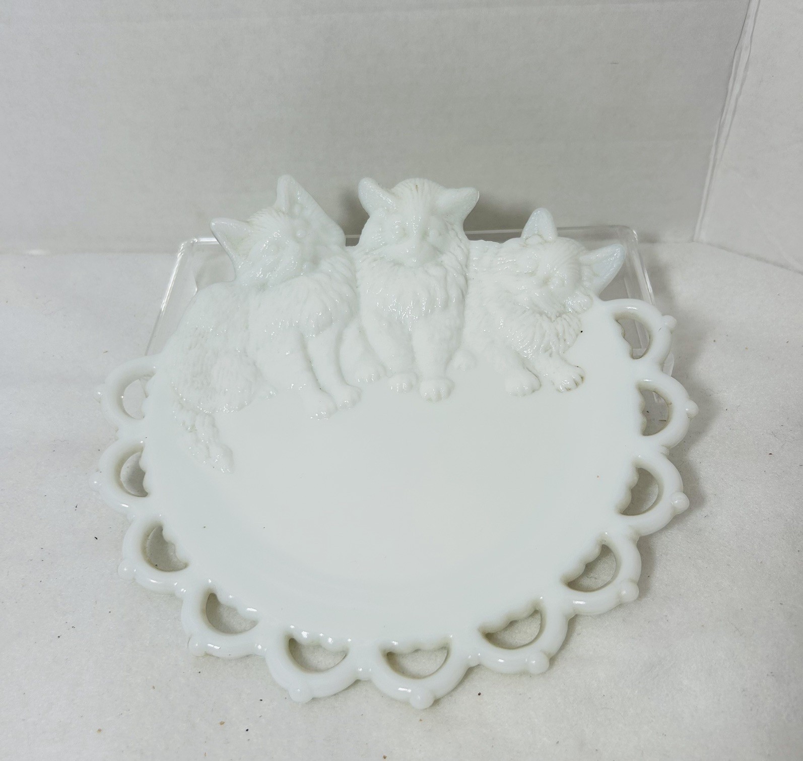 Vintage Westmoreland Milk Glass \ Vintage Westmoreland Milk Glass \