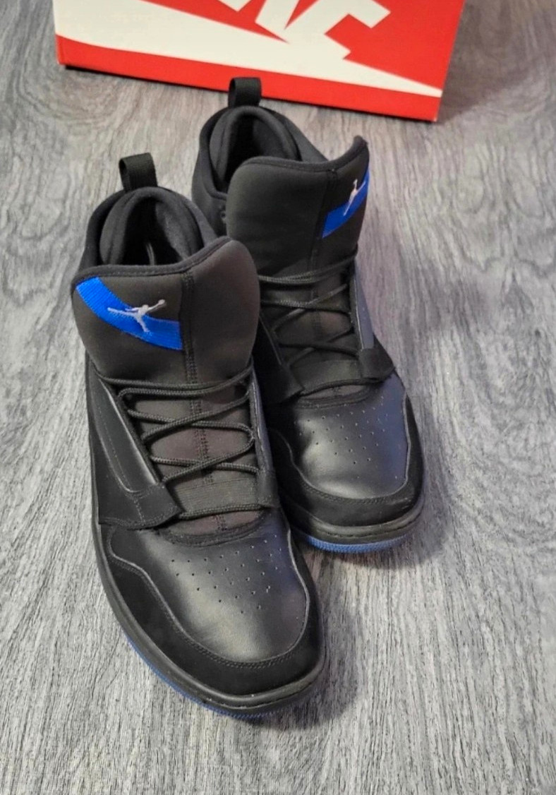 Jordan Mid Top Athletic Sneaker Black/Blue Lace Up Men’s US 14