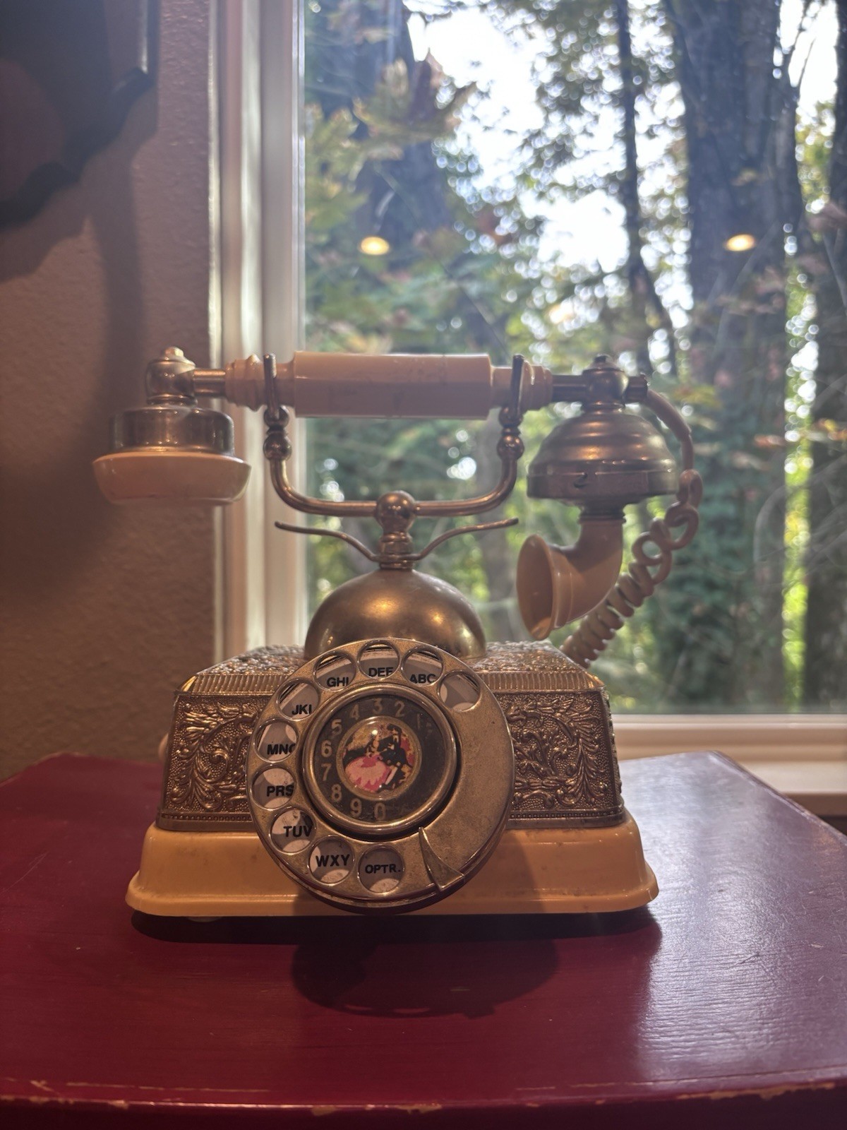 Vintage 1970s French Continental Rotary Phone By RADIO SHACK MODEL 43-320 brass Vintage 1970s French Continental Rotary Phone By RADIO SHACK MODEL 43-320 brass