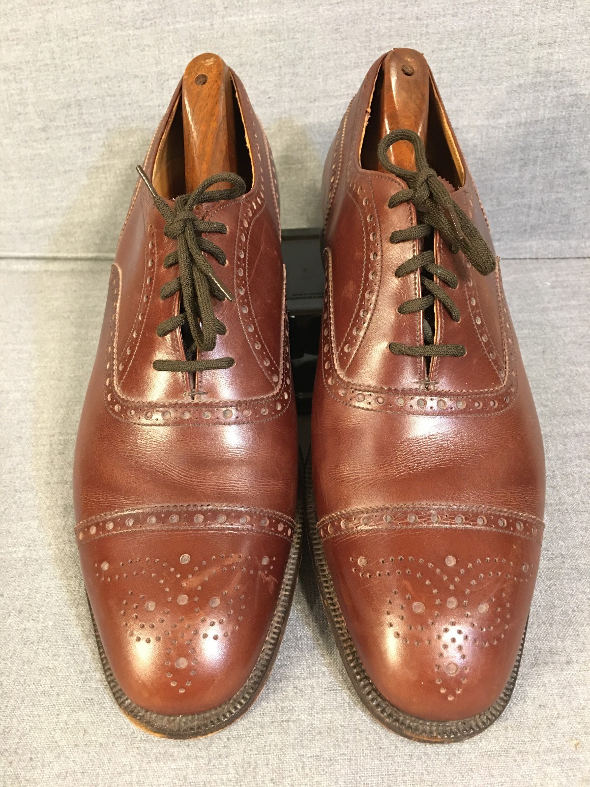 Church\'s Men\'s Diplomat Oxford Brogue Shoes Custom Grade. US 9D, England
