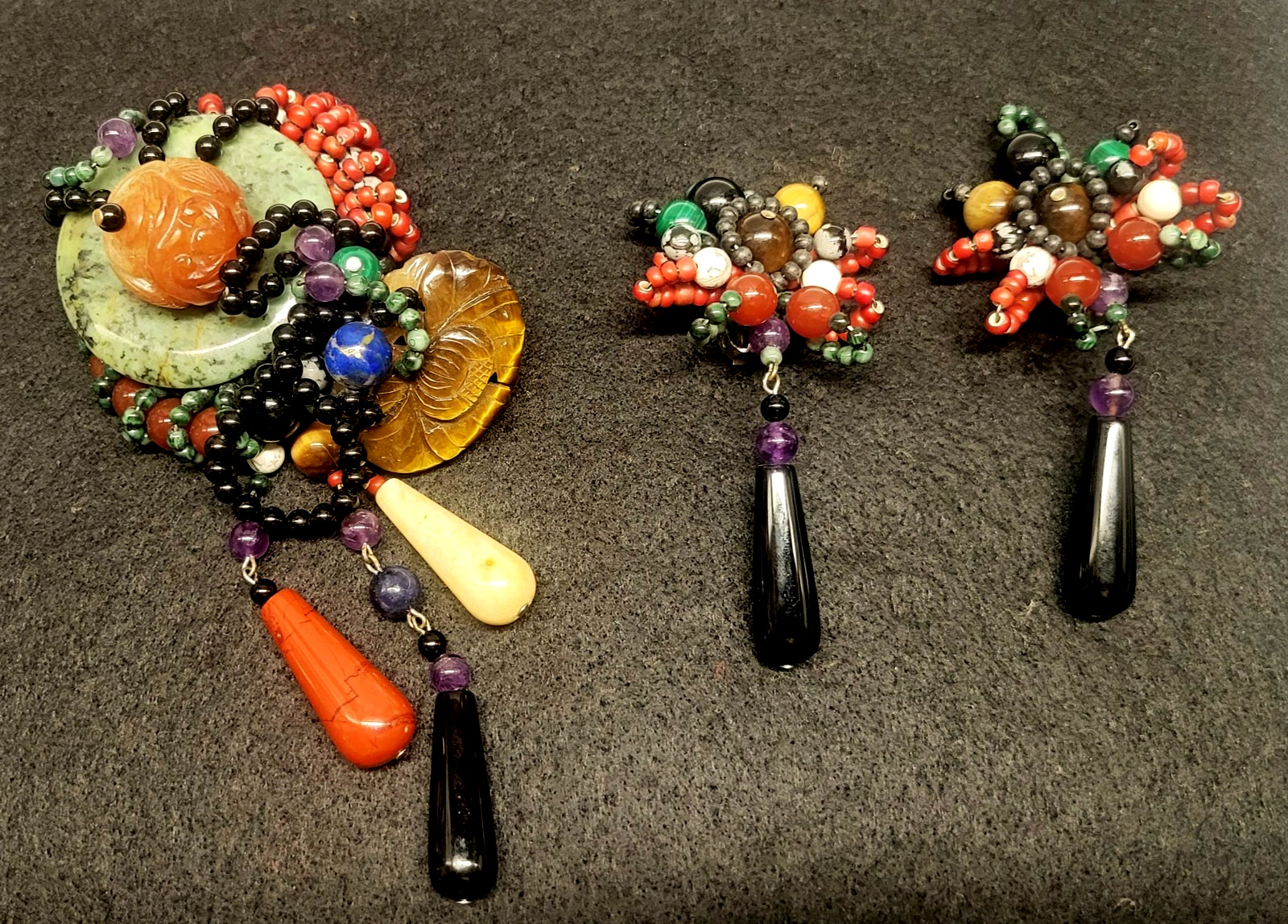 Gaetano Fazio Very Rare Jade, Cornelian, Tiger Eye Bead Brooch/Clip-on Earrings 