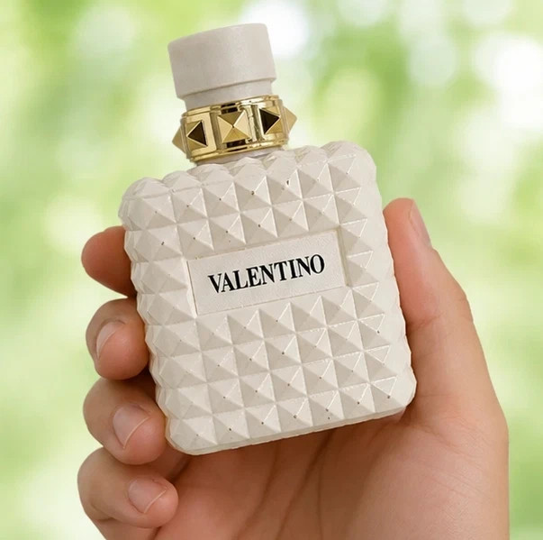 New VALENTINO DONNA BORN IN ROMA IVORY EAU DE PARFUM SPRAY 3.4 Oz / 100ml IN BOX