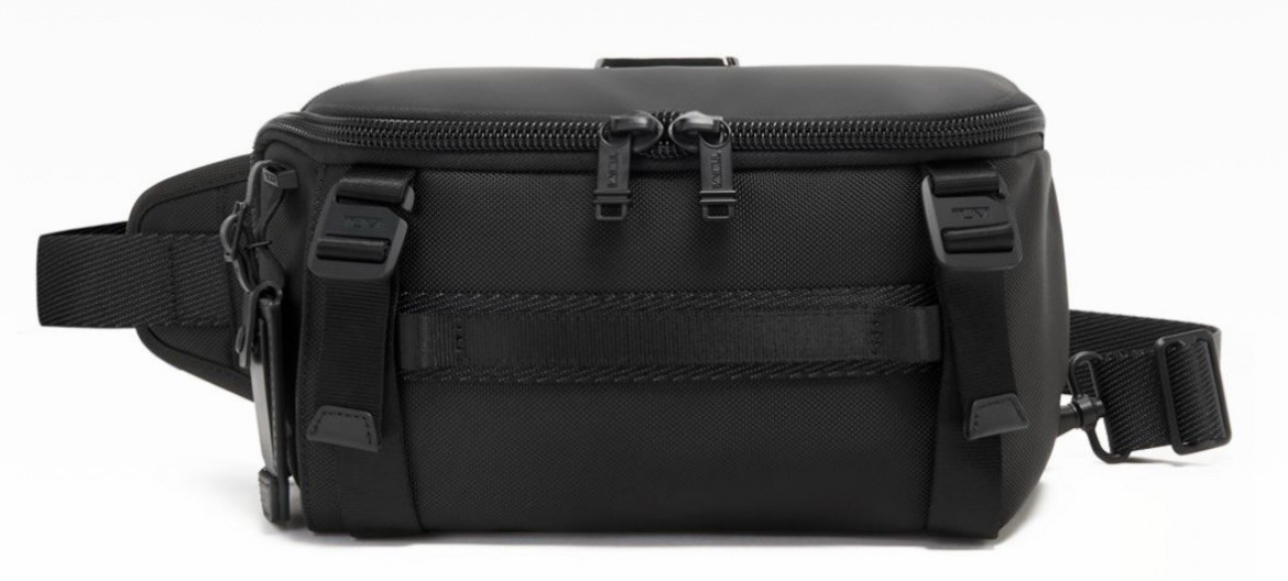 NWOT Tumi Alpha Bravo Platoon Sling In Black. Never Used MSRP: $325