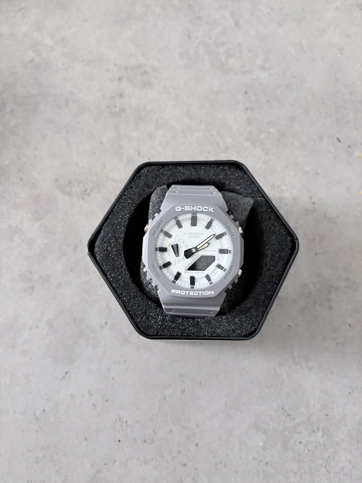 Casio G-Shock GA-2100HD-8A Hidden Glow Gray White Dial Watch Casio G-Shock GA-2100HD-8A Hidden Glow Gray White Dial Watch