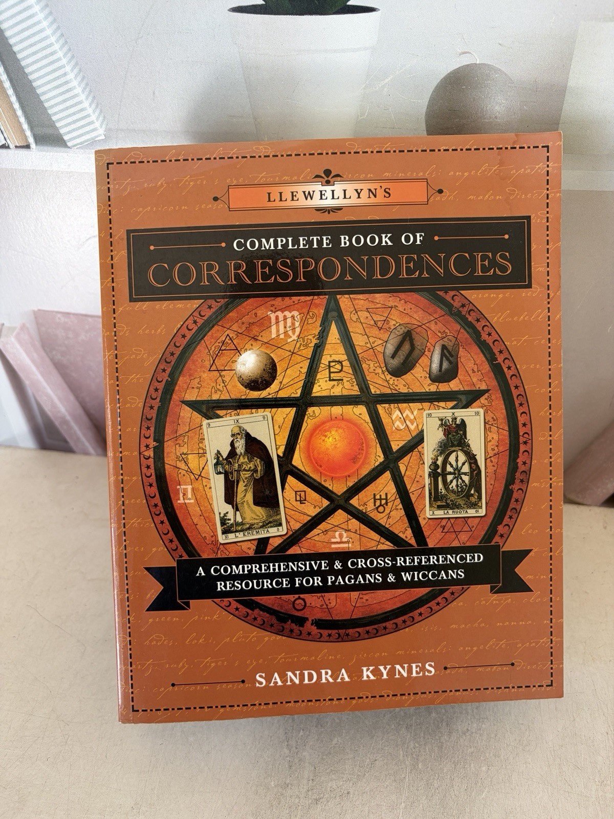 Llewellyn\'s Complete Book of Correspondences: A Comprehensive & Cross-Referenced
