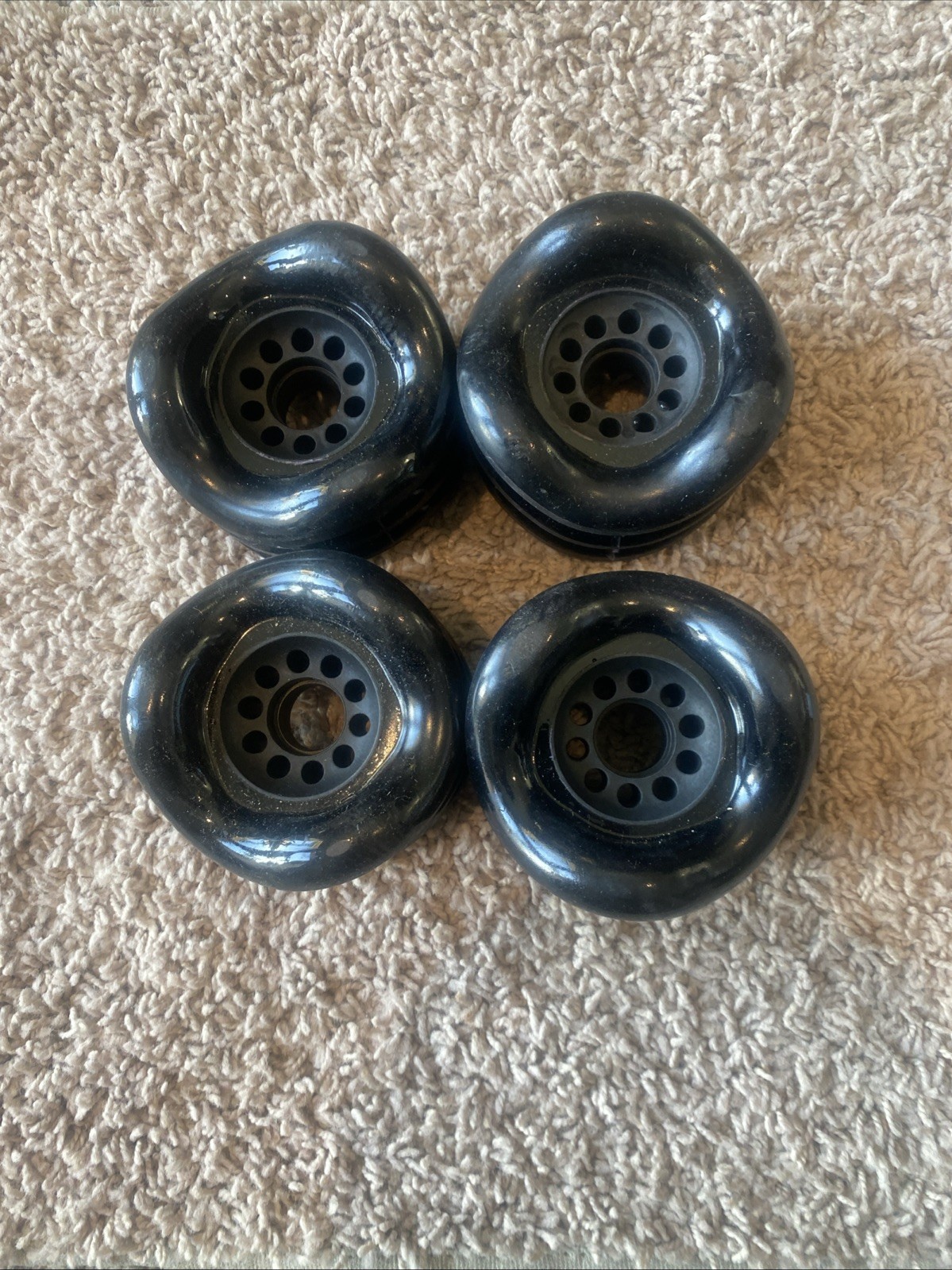 SHARK MEGALODON 95mm 78a BLACK WHEELS SET SHARK MEGALODON 95mm 78a BLACK WHEELS SET