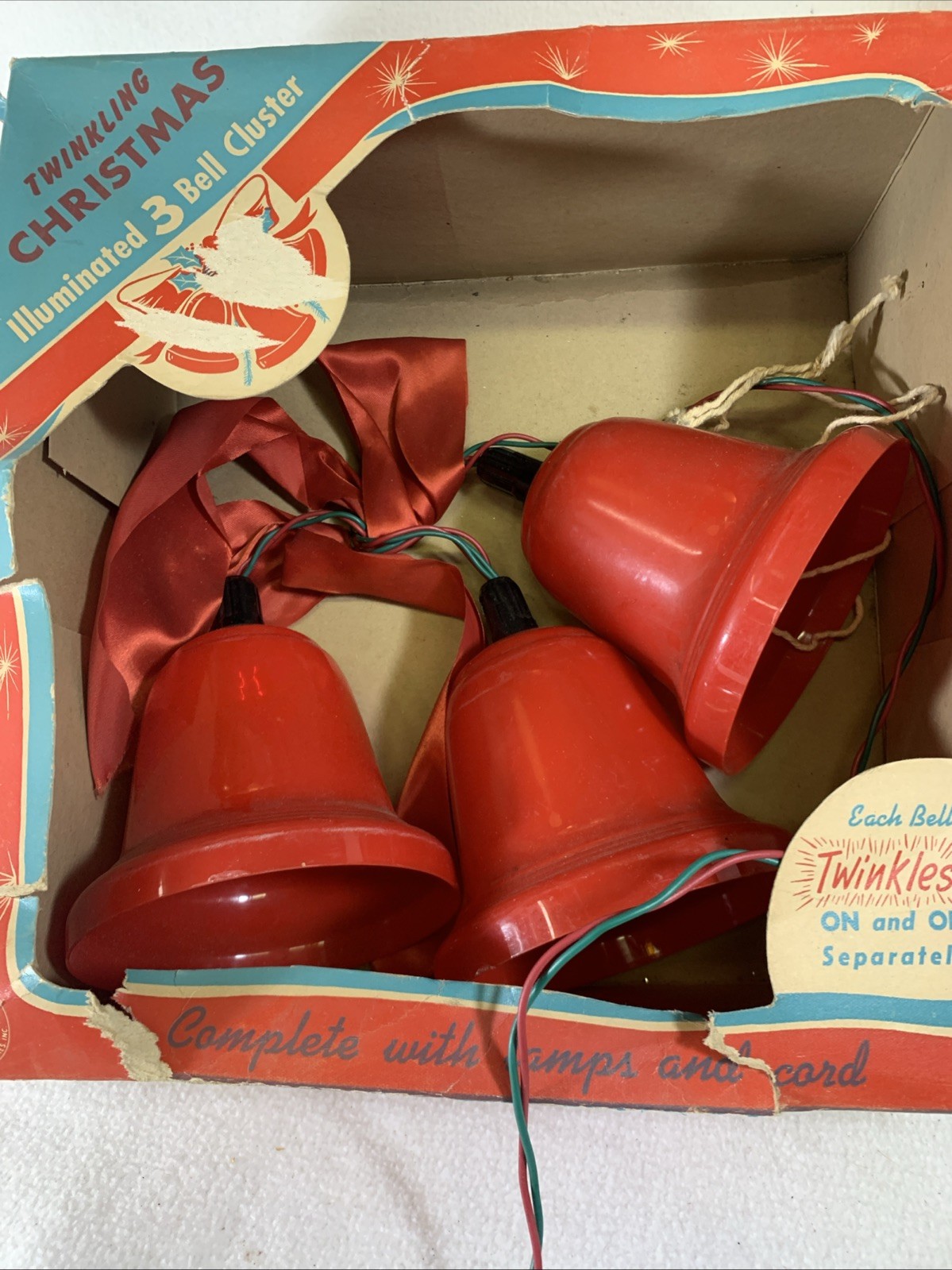 Vintage 1960’s 3 Bell Cluster Christmas Light Twinkling Window Decoration Vintage 1960’s 3 Bell Cluster Christmas Light Twinkling Window Decoration