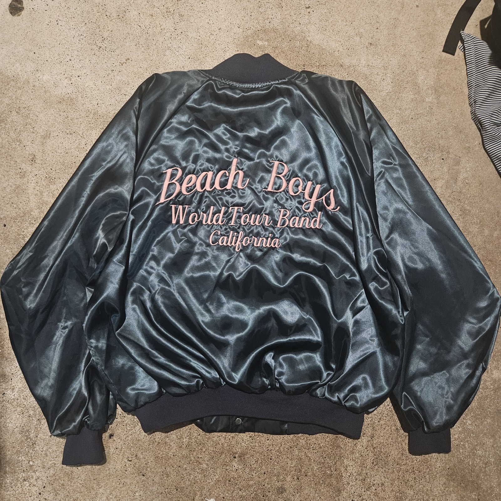 1970s Vintage Hartwell Beach Boy\'s Tour Crew Jacket Size XXL 1970s Vintage Hartwell Beach Boy\'s Tour Crew Jacket Size XXL