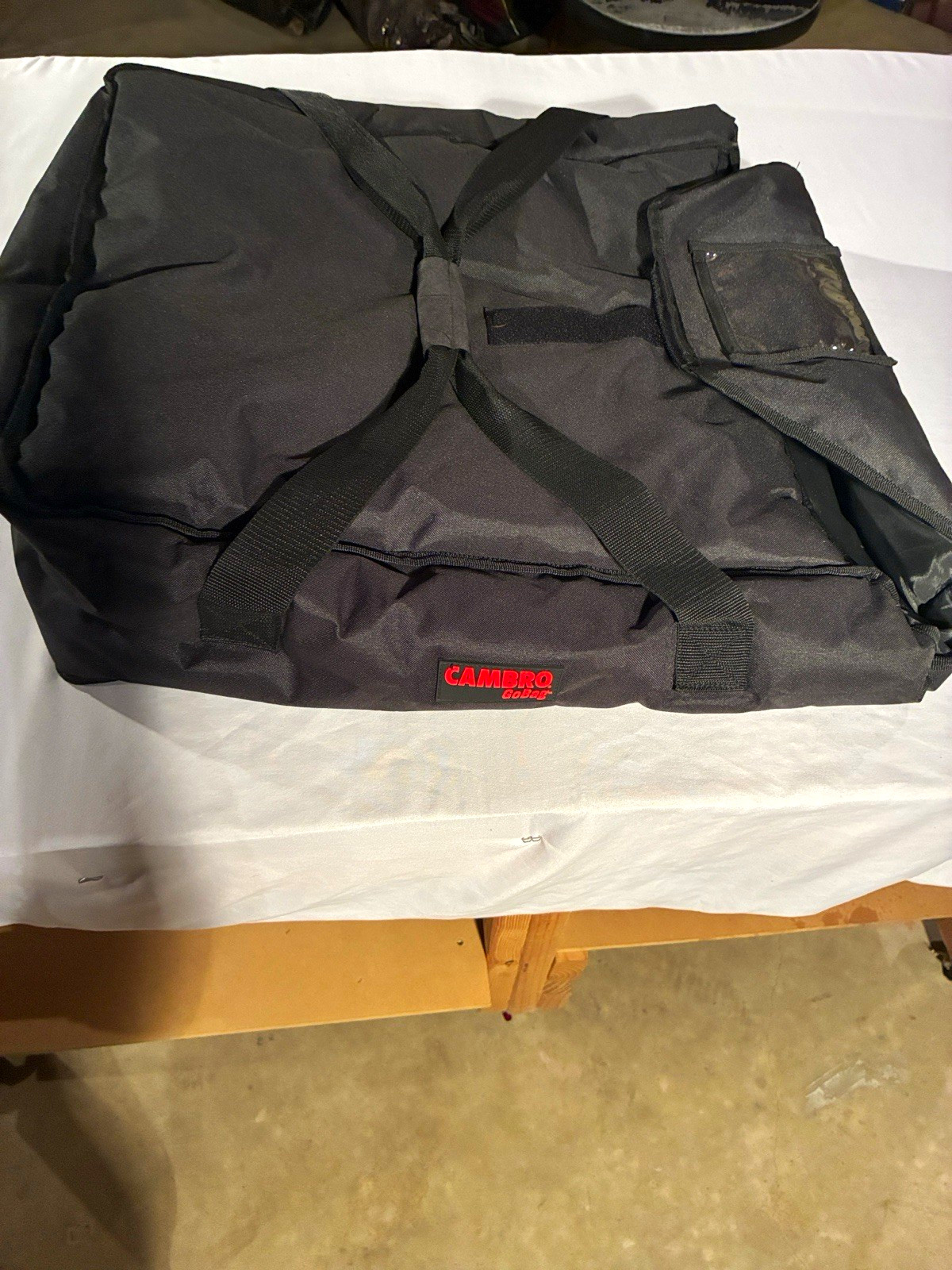 Cambro GoBag Black Insulated Food Pan Carrier Bag Soft-Sided w/ Handles