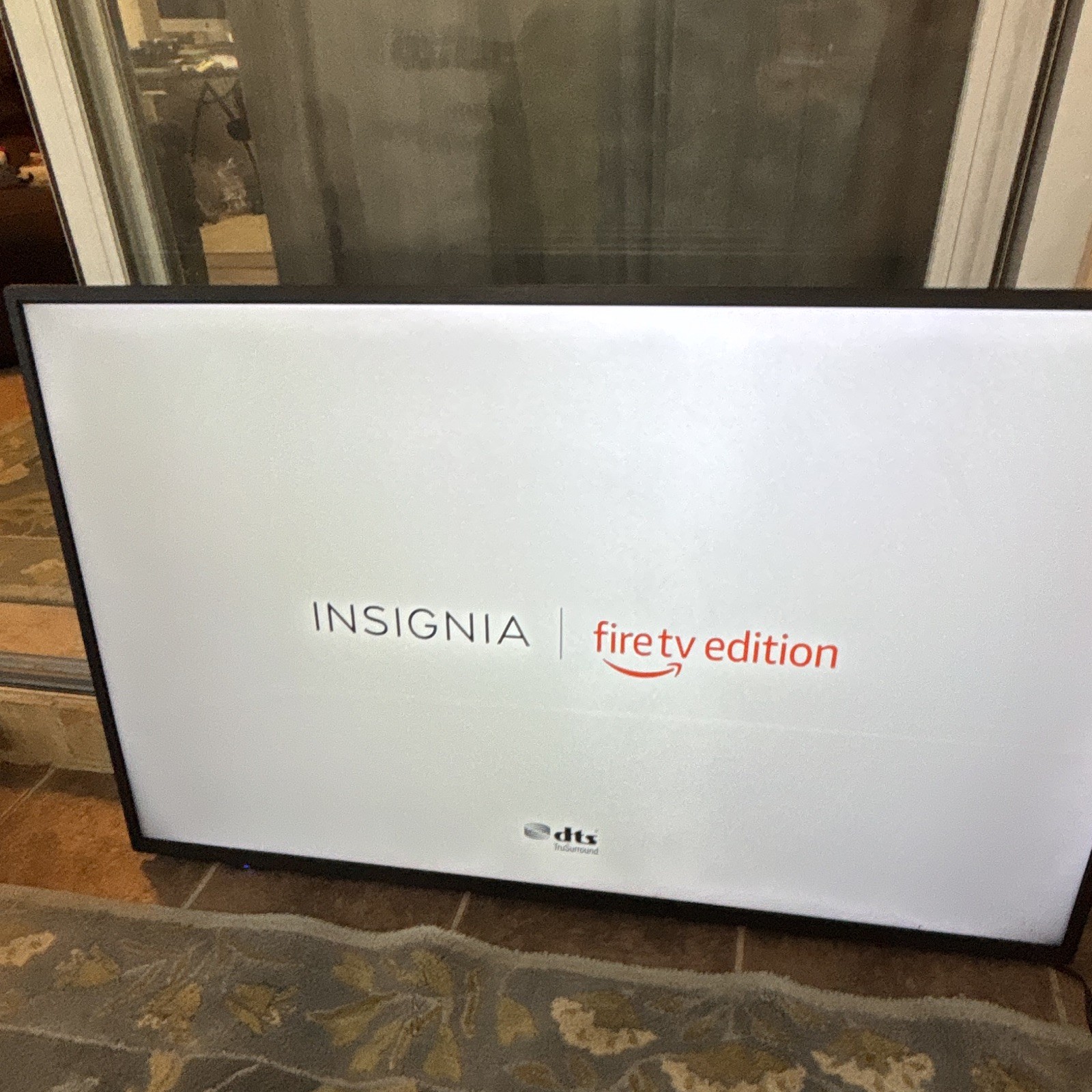Insignia Fire TV Edition 43\ Insignia Fire TV Edition 43\