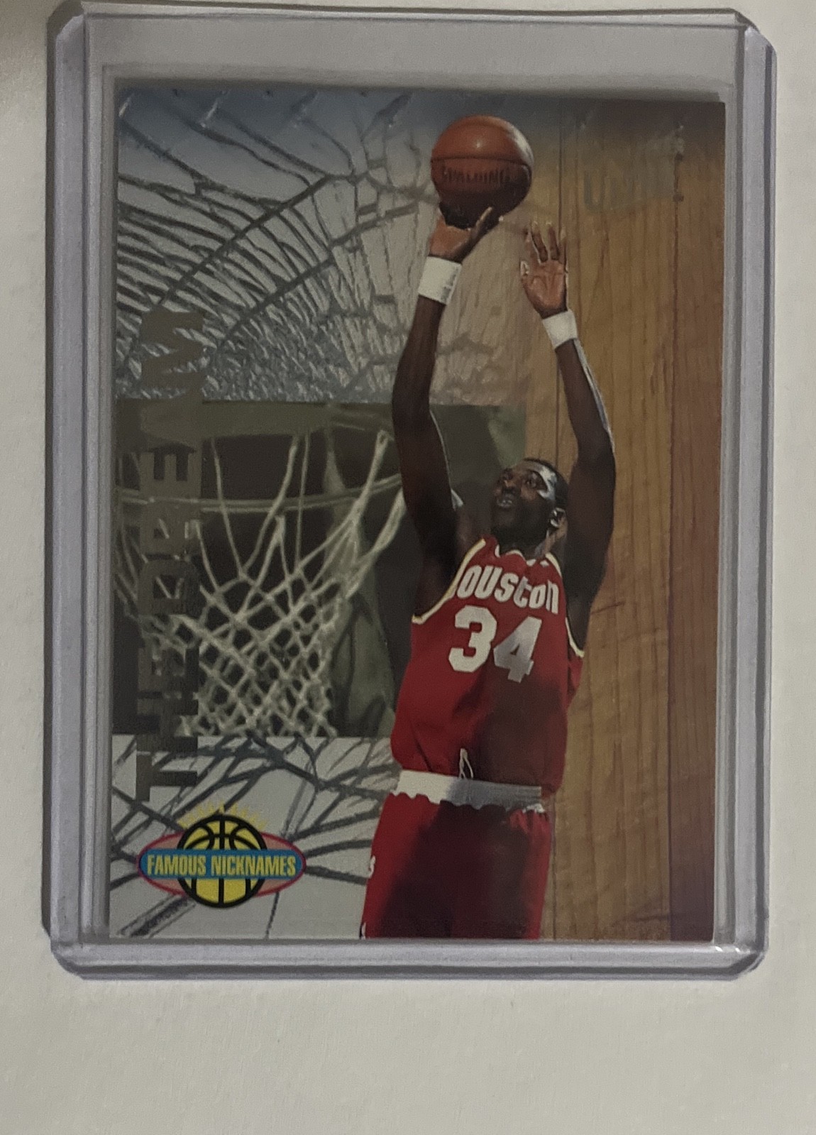 1993-94 Fleer Ultra - Famous Nicknames Hakeem Olajuwon #12 1993-94 Fleer Ultra - Famous Nicknames Hakeem Olajuwon #12