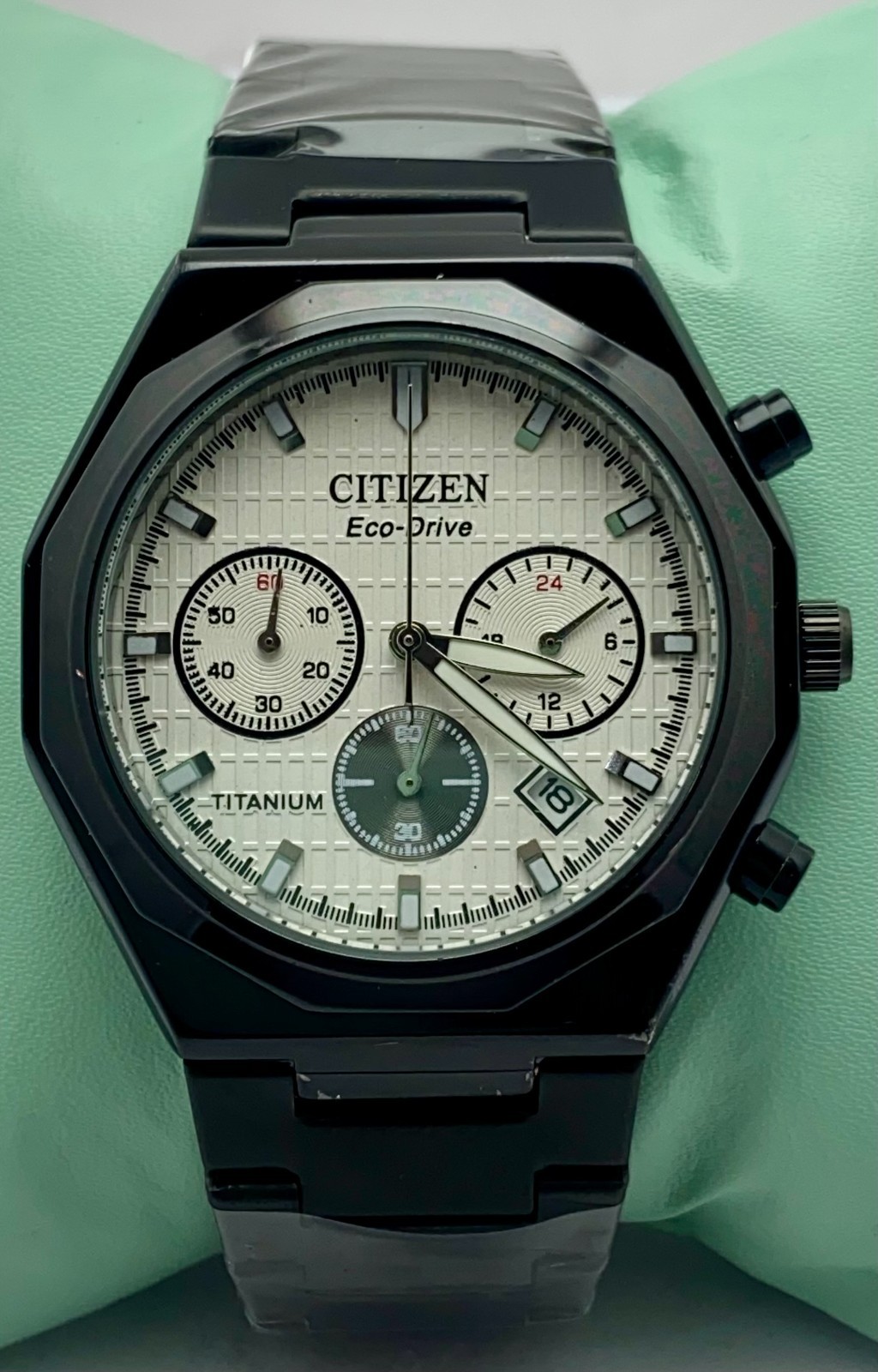Refurbished Rare Citizen White Dial Chronograph-Date Quartz Watch Japan Made