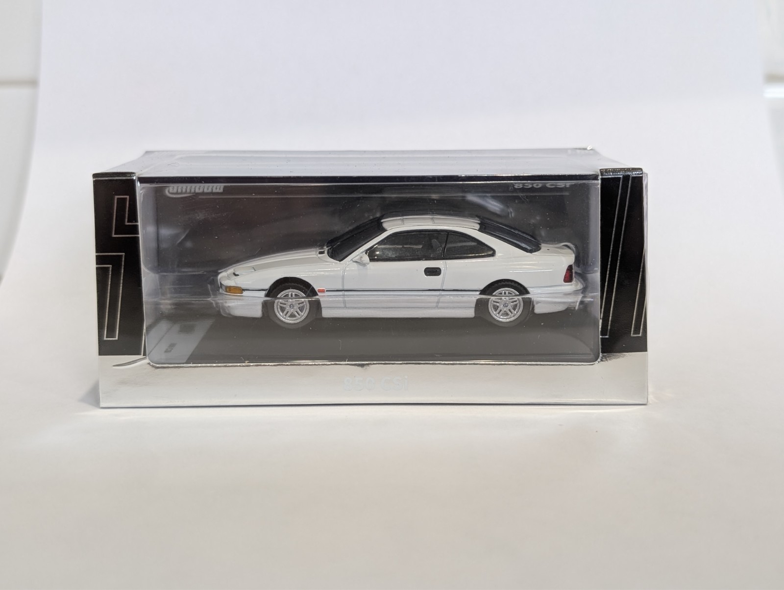 Shadow Diecast 1:64 1991 BMW E31 850CSI