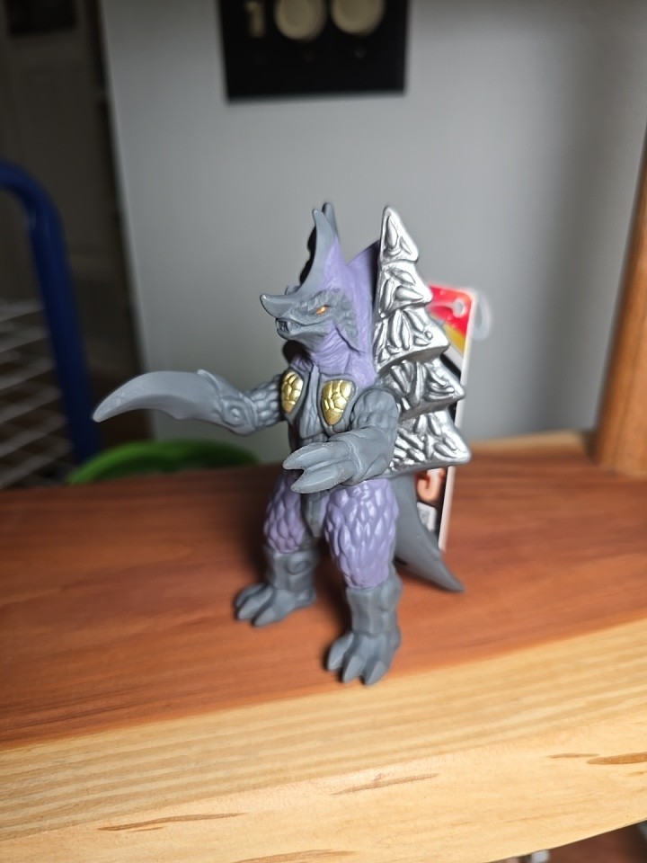 Bandai Ultraman Ultra Monster Series #173 Neo Gaigareid Kaiju Figure NWT Bandai Ultraman Ultra Monster Series #173 Neo Gaigareid Kaiju Figure NWT