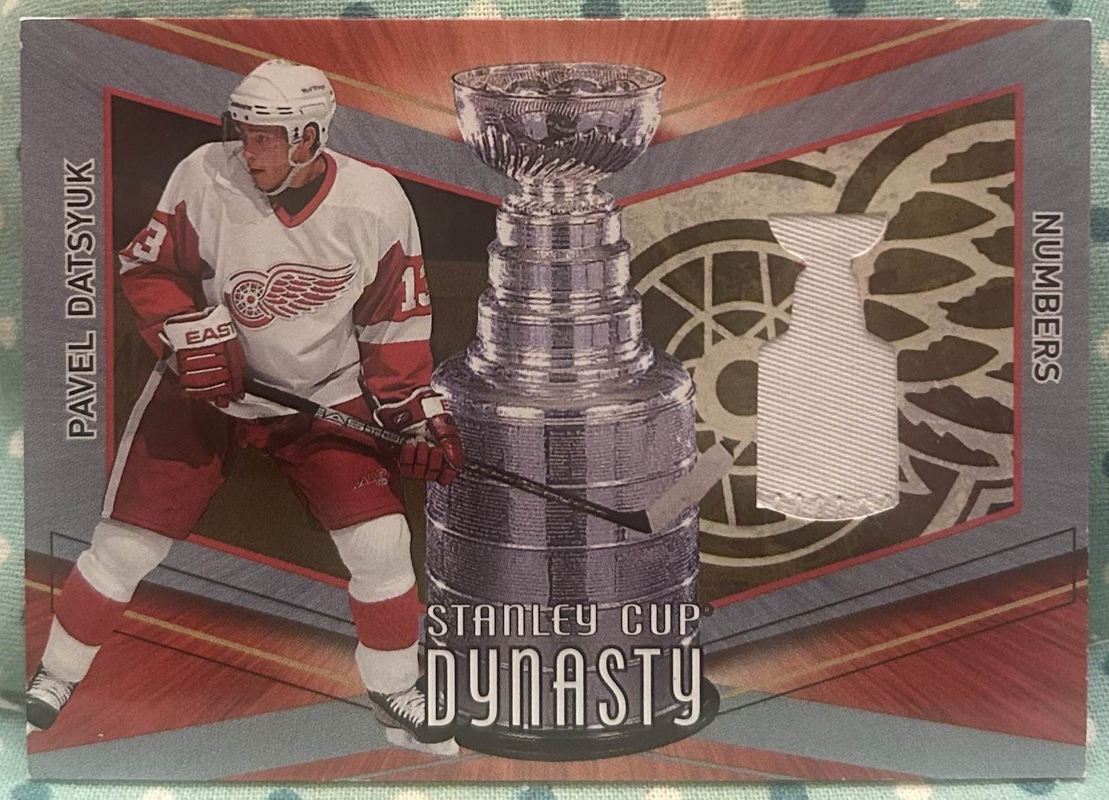DATSYUK 2002-03 In The Game Be A Player Ultimate Memorabilia Dynasty GU Numbers
