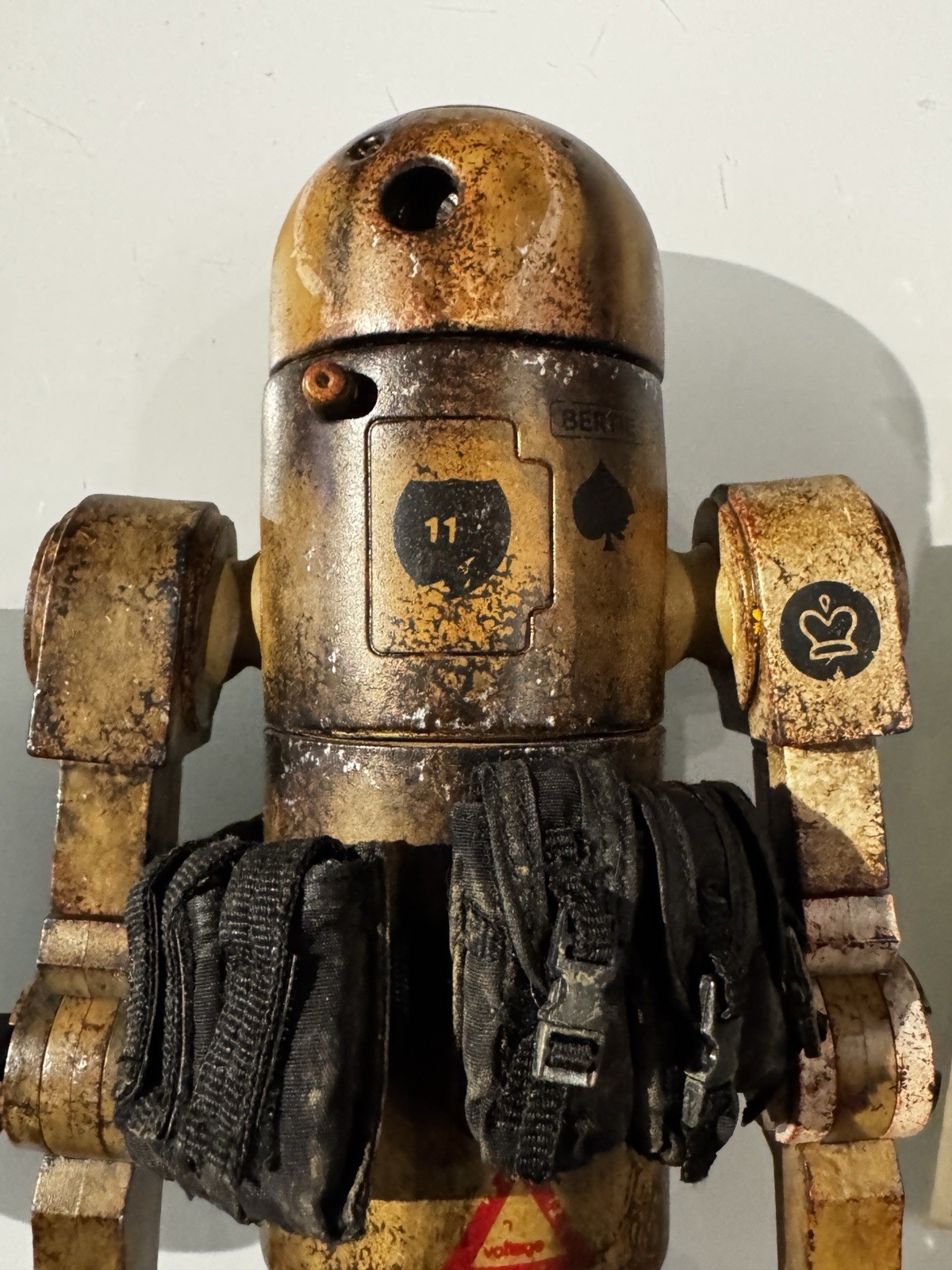 Ashley Wood 3A ThreeA WWR 3AGO Bertie 66th : NOM DE PLUME Underverse UV Robot