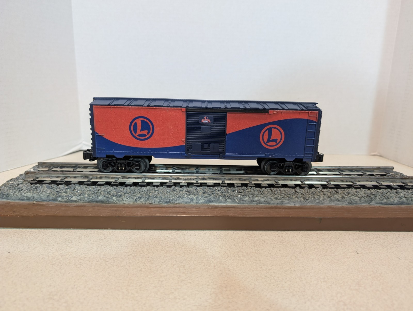 Lionel 6-83636 115th Anniv. Design Your Own Boxcar (DYOB) Winner ~L/N Condition~ Lionel 6-83636 115th Anniv. Design Your Own Boxcar (DYOB) Winner ~L/N Condition~