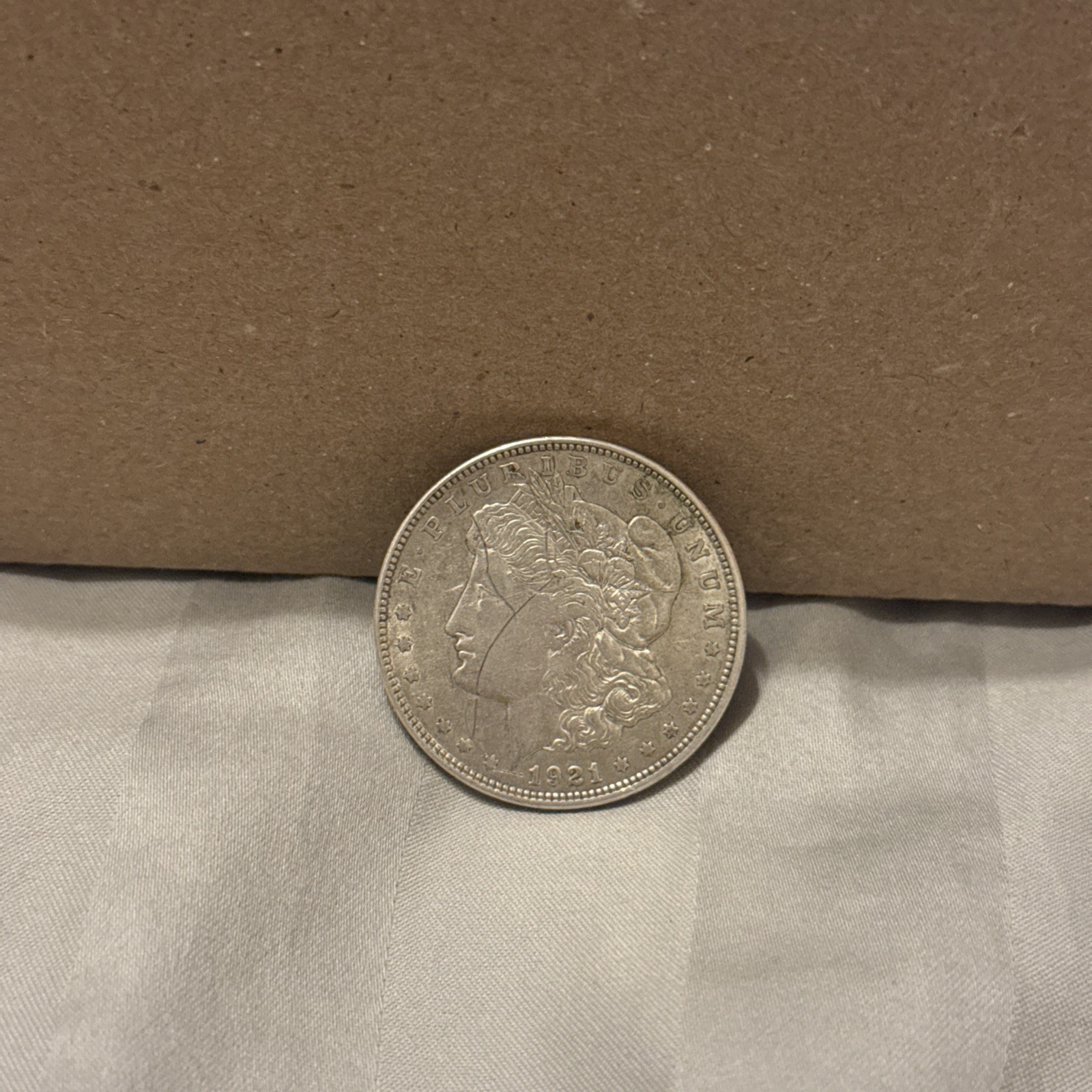 1921-D Morgan Silver Dollar VF-XF 90% Silver $1 Denver Mint 1921-D Morgan Silver Dollar VF-XF 90% Silver $1 Denver Mint