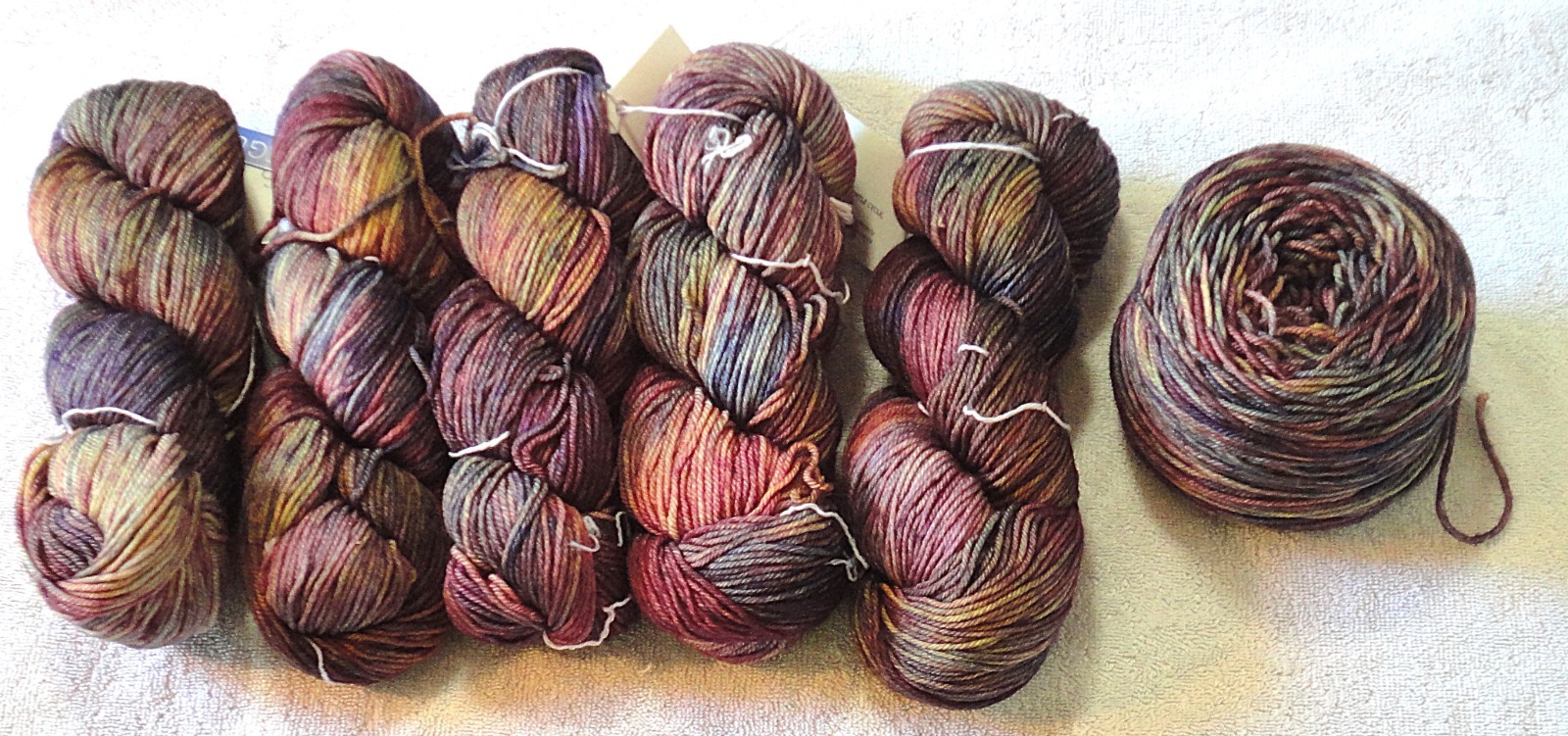 Malabigo Rios 6 Skeins of Queguay Malabigo Rios 6 Skeins of Queguay