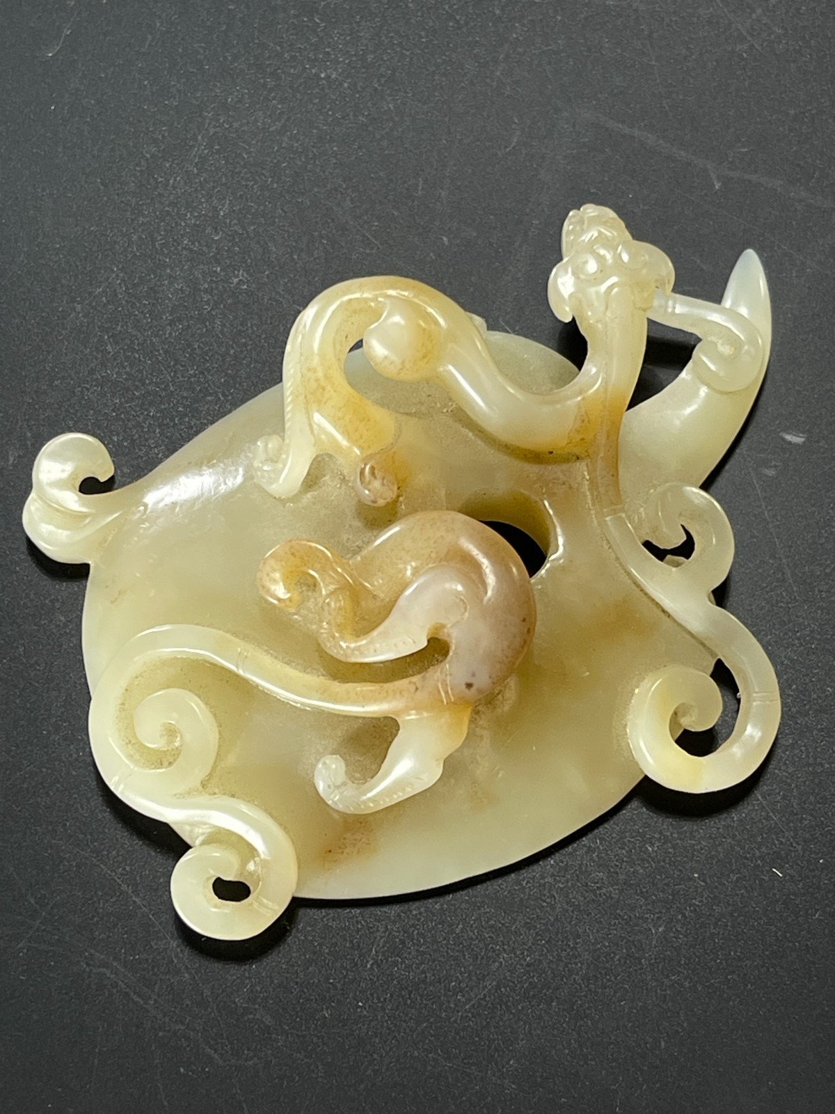 age-old China antique  Han Dynasty Jade Chicken Heart Pendant
