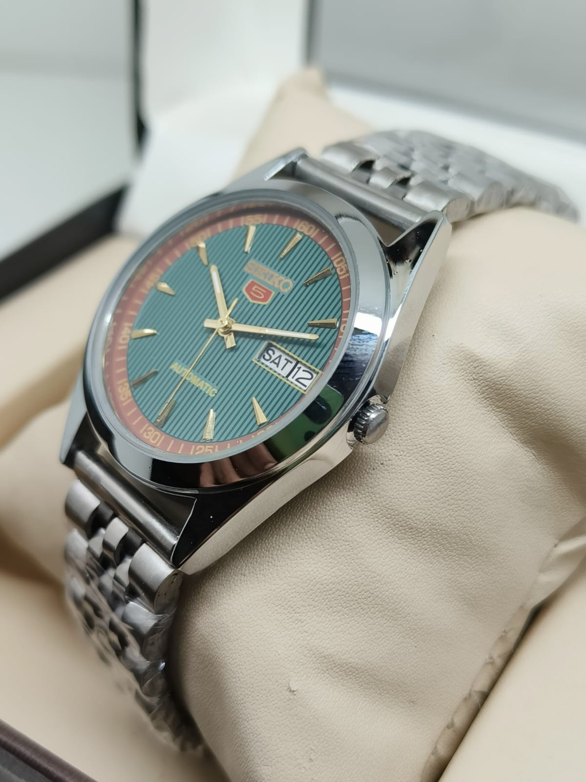  Vintage Automatic Seiko Refurbished GreenDial Day / Date Men\'s Wrist Watch 