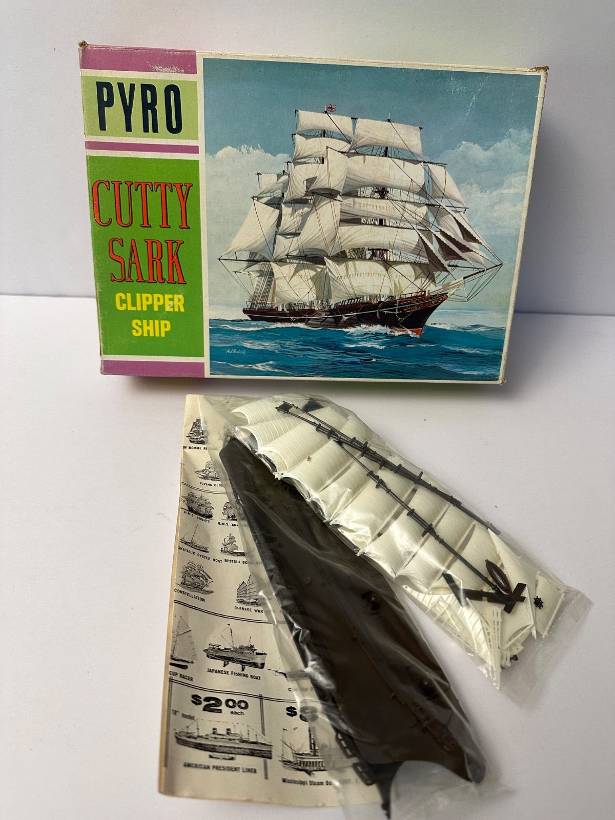 VINTAGE 1960'S PYRO HISTORIC SAILING SHIPS VINTAGE 1960'S PYRO HISTORIC SAILING SHIPS