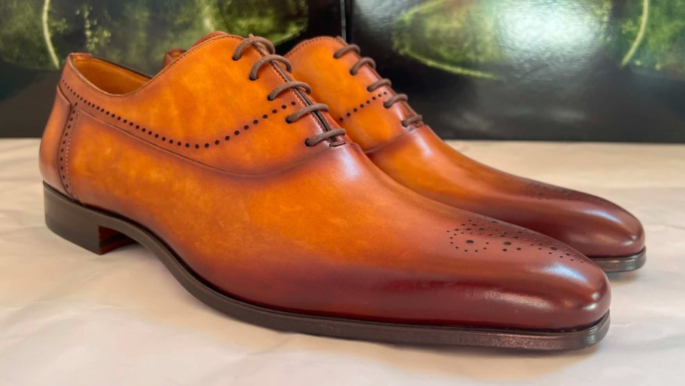 NEW Magnanni Men\'s Cuero Lace Up Leather Medallion Toe Oxford Shoes Size 8