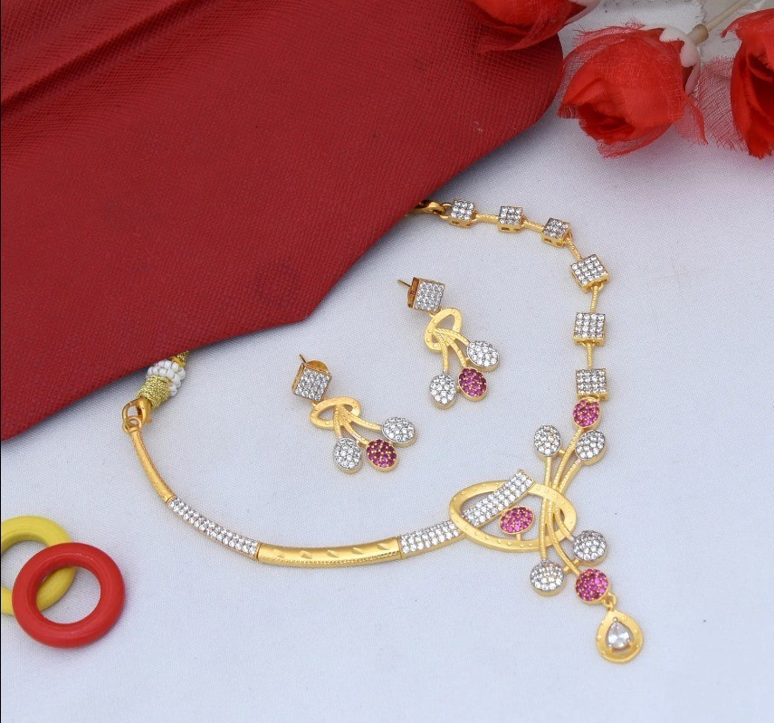 1 Gram Gold Plated 9 to 5 Look Unique Design Necklace Set for Women