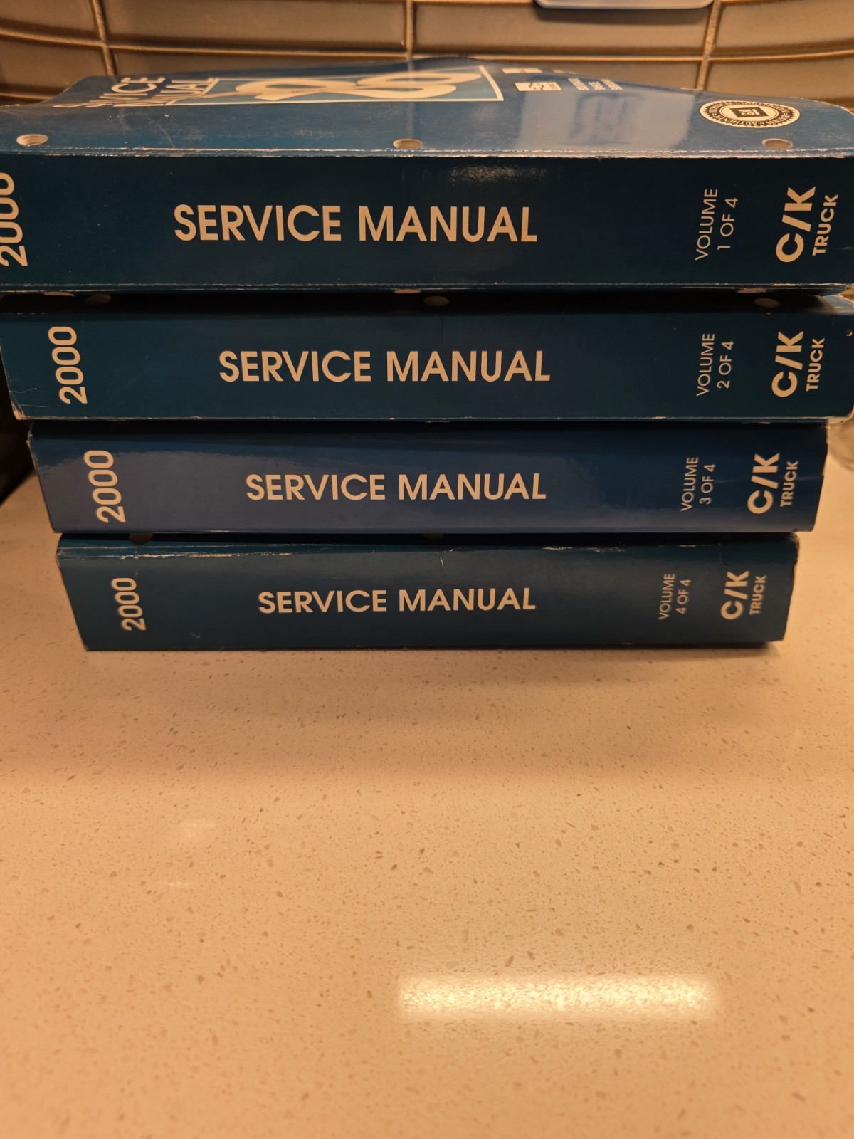 2000 CHEVY GMC C/K SILVERADO TAHOE ESCALADE SIERRA SUBURBAN YUKON Service Manual 2000 CHEVY GMC C/K SILVERADO TAHOE ESCALADE SIERRA SUBURBAN YUKON Service Manual