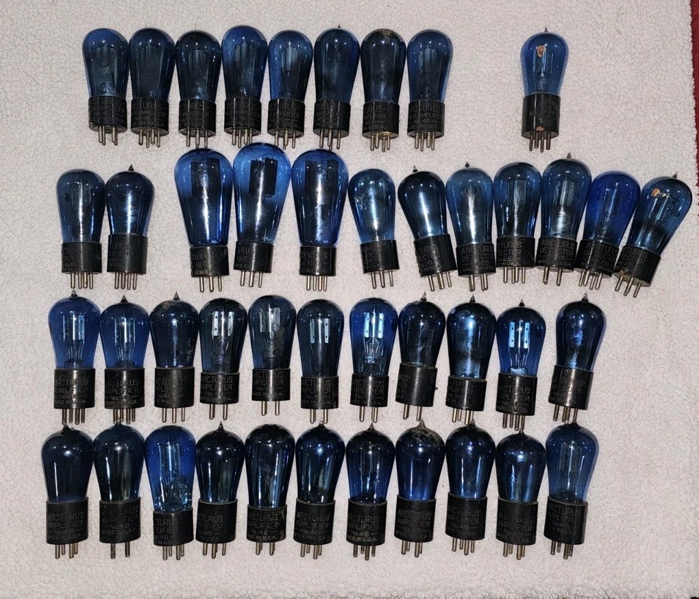 Large Lot Of 43 Vintage Arcturus Blue Tubes 26 28 40 48 180 Large Lot Of 43 Vintage Arcturus Blue Tubes 26 28 40 48 180