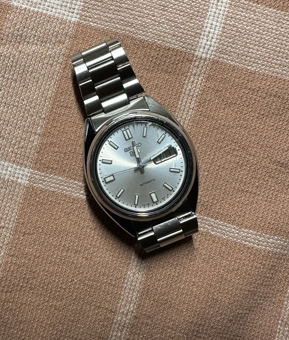 Seiko 5 Vintage Automatic Mens Watch Day/Date Original Bracelet excellent runner Seiko 5 Vintage Automatic Mens Watch Day/Date Original Bracelet excellent runner