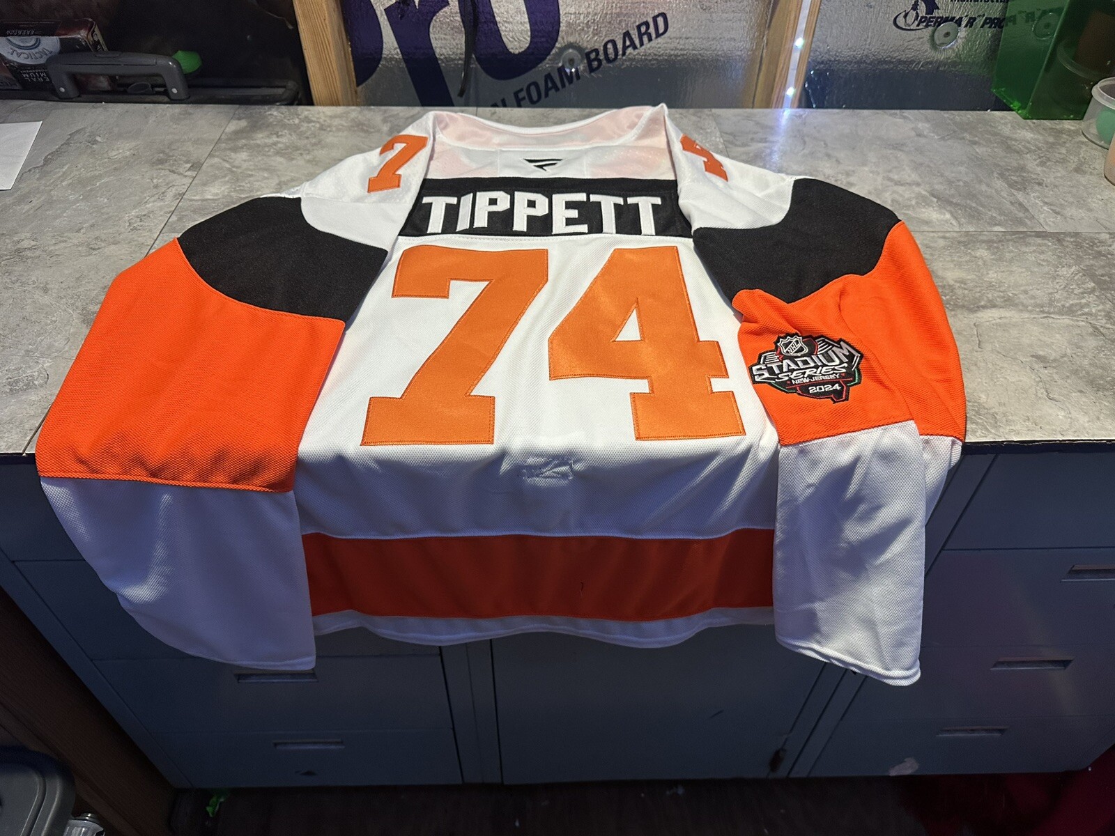 NWT Fanatics Philadelphia Flyers Owen Tippett Stadium Series Jersey Size Large NWT Fanatics Philadelphia Flyers Owen Tippett Stadium Series Jersey Size Large