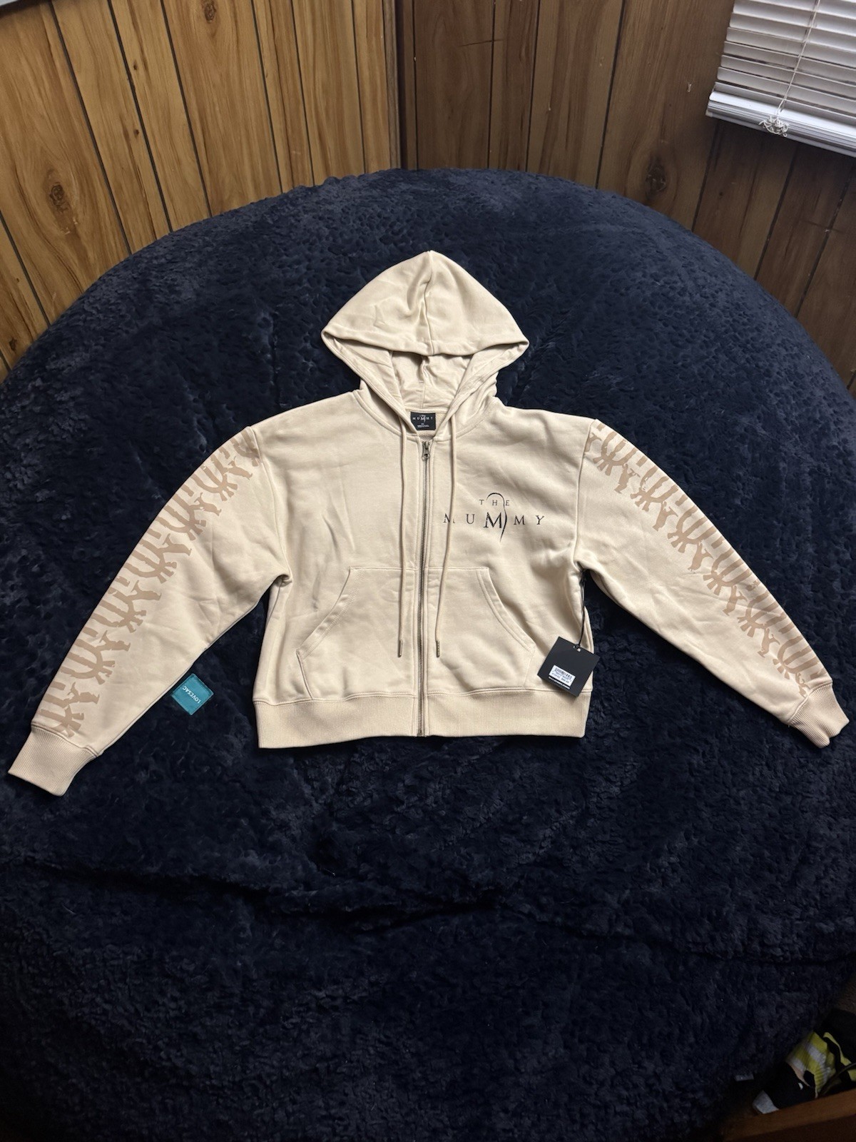 The Mummy UNIVRS Universal Orlando Hoodie XS 2025 NWT Discontinued Rare