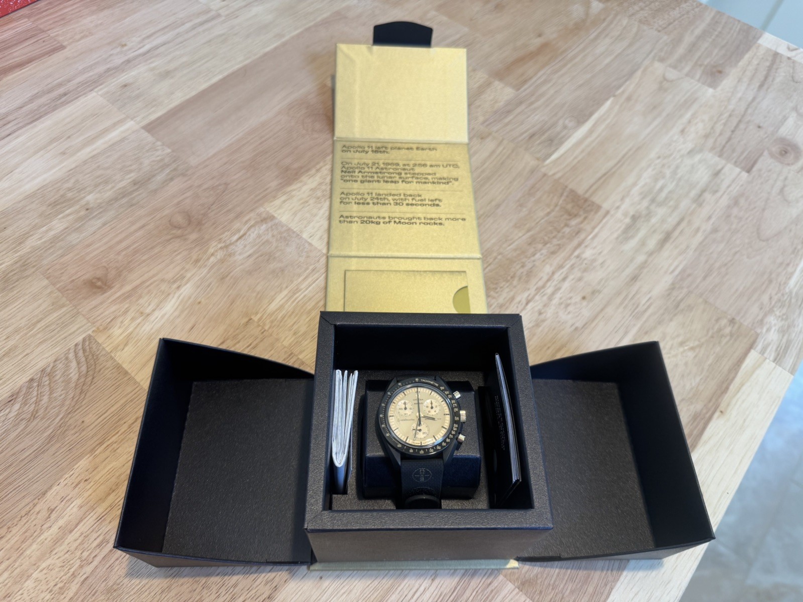 NEW Swatch x Omega MoonSwatch Mission to the Moon 1969 Gold Watch SSX01B700