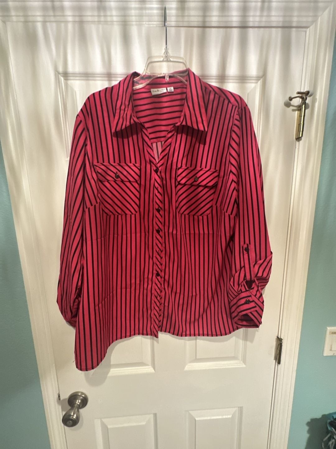 Kim Rogers Curvy Red Black Striped Long Sleeve Button Down Blouse 2X Kim Rogers Curvy Red Black Striped Long Sleeve Button Down Blouse 2X