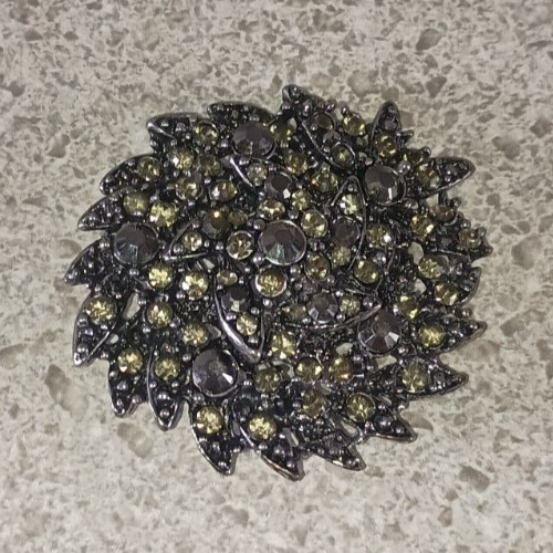 Croft & Barrow Rhinestone Floral Brooch Pin Black Tone Gold Accent Statement Croft & Barrow Rhinestone Floral Brooch Pin Black Tone Gold Accent Statement