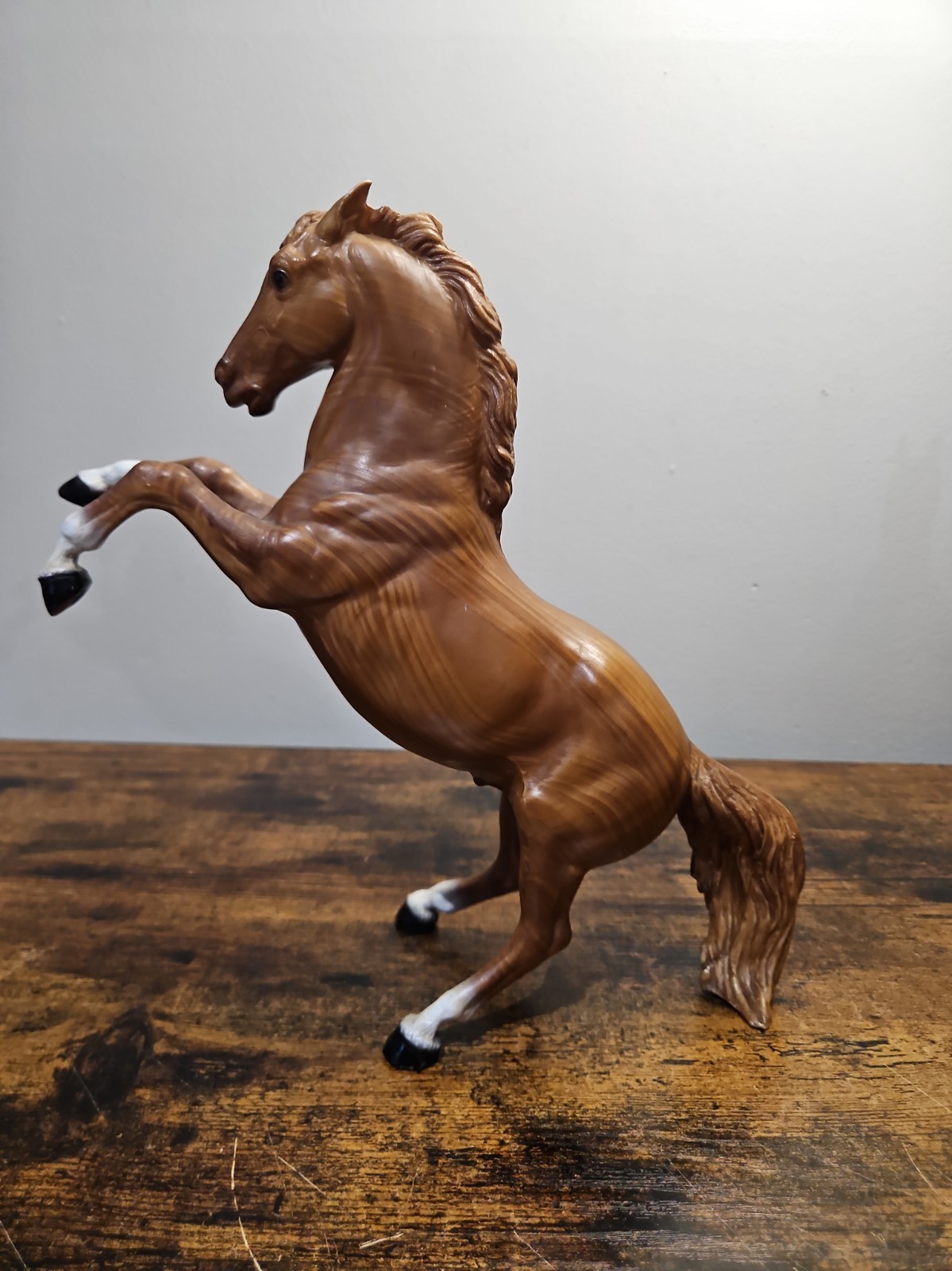 Breyer Vintage 1961 Woodgrain Fighting Stallion \ Breyer Vintage 1961 Woodgrain Fighting Stallion \