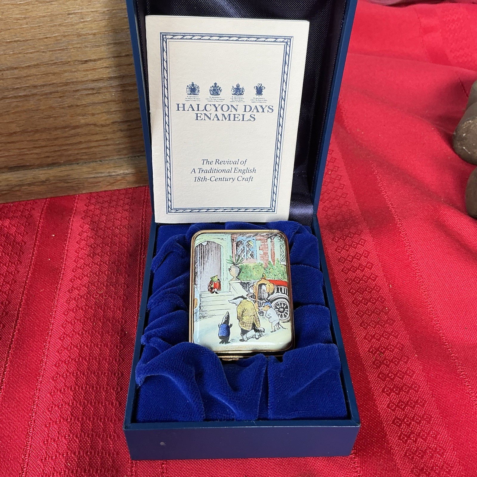 Vintage HALCYON DAYS ENAMELS. WIND 8N THE WILLOWS Trinket Box # 164 Limited ED Vintage HALCYON DAYS ENAMELS. WIND 8N THE WILLOWS Trinket Box # 164 Limited ED