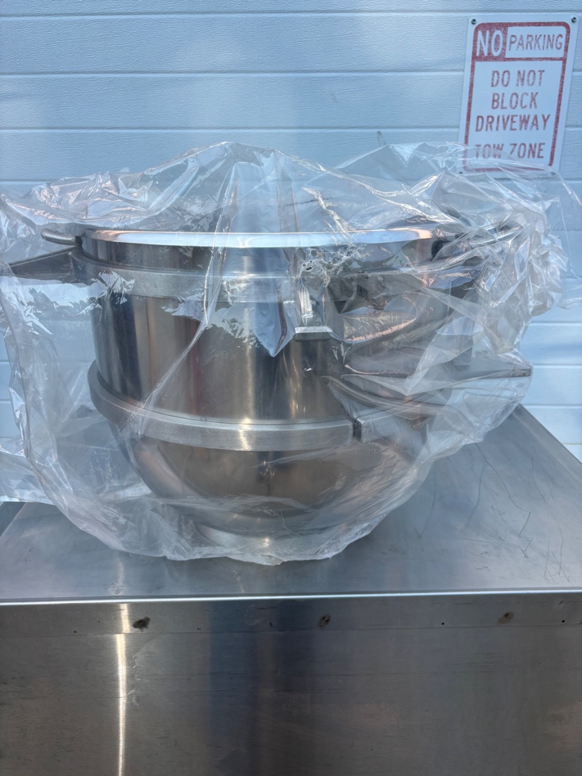 NEW Hobart BOWL-HL1486 Legacy Mixer 60 Qt Bowl FOR USE w/ HL1400 & HL800