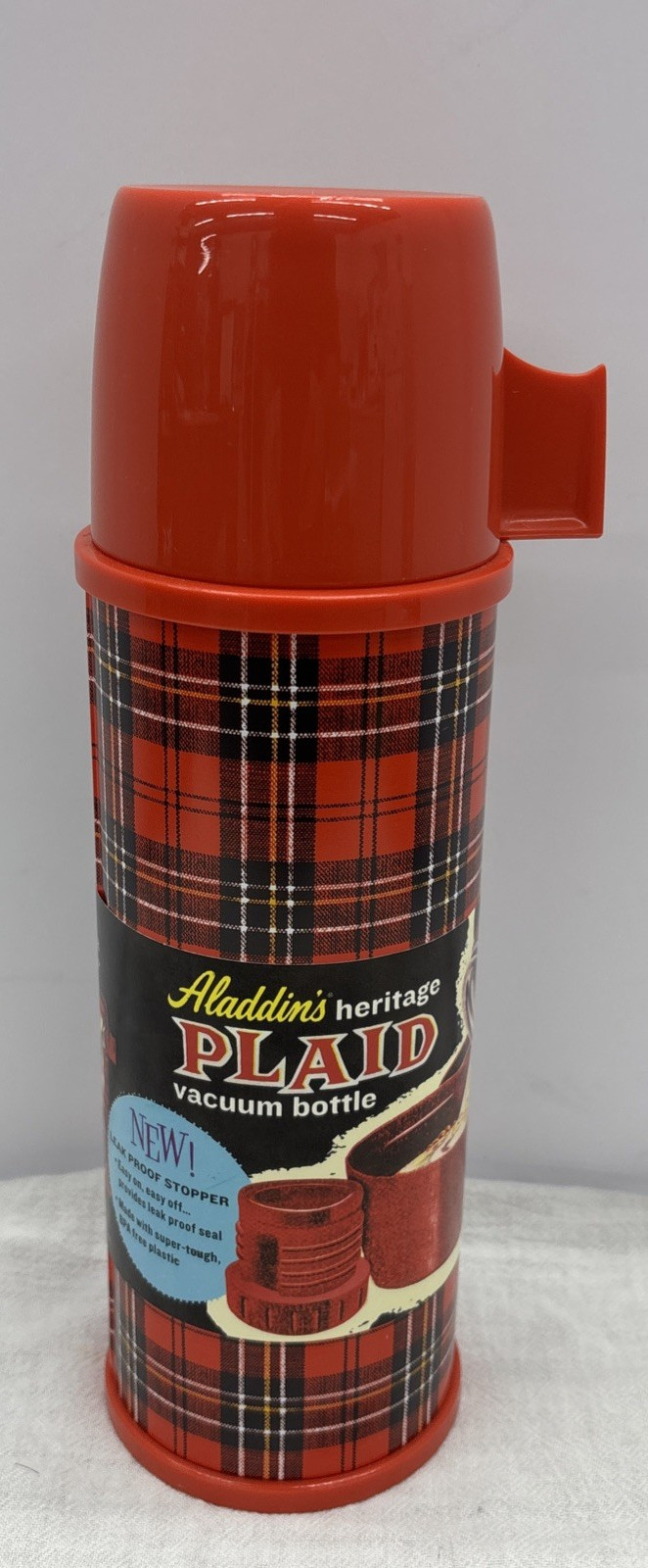 Vintage Aladdin Heritage 24 Oz Thermos Red Plaid With Stopper & 2 Cups 10.5