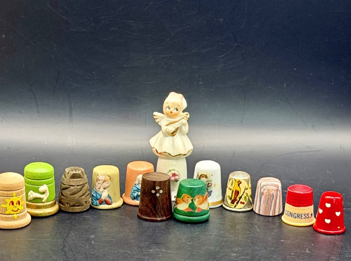 61 Pc Vtg Thimble Collection Glass Staffordshire, Healacraft, Travel, W Germany