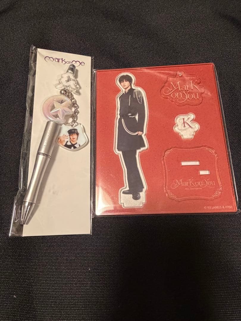 Mark on You Acrylic Stand Ballpoint Pen K Set