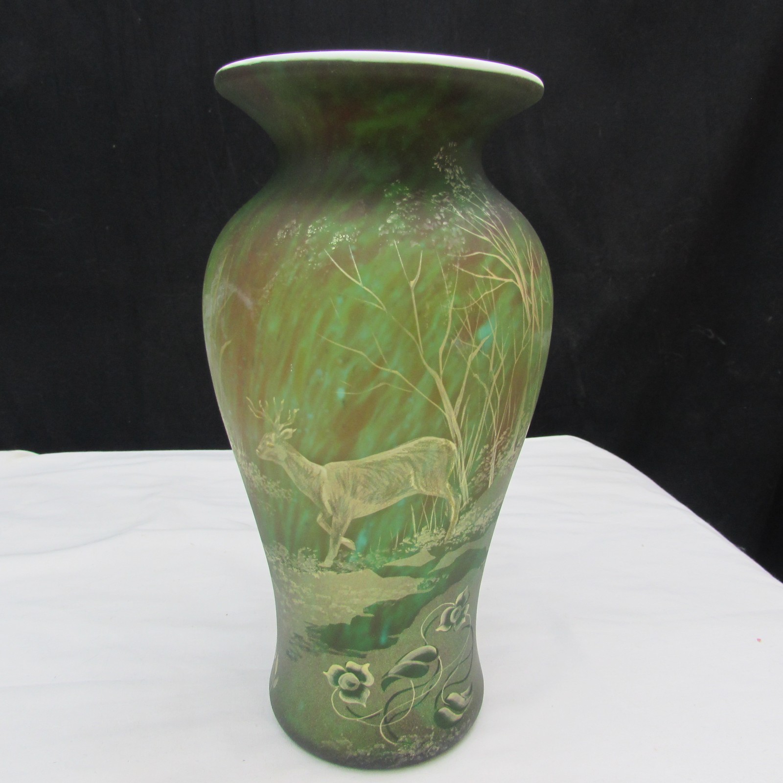 Fenton Green Overlay GSE DAVE FETTY OOAK JK SPINDLER Hand Painted Vase 2011 W422 Fenton Green Overlay GSE DAVE FETTY OOAK JK SPINDLER Hand Painted Vase 2011 W422