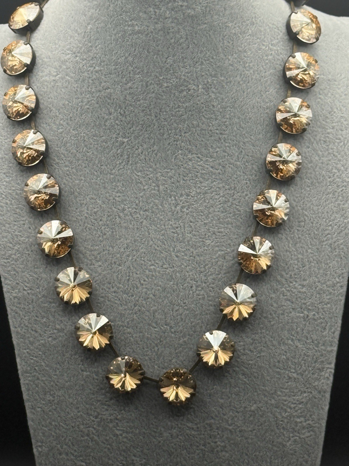 Early Era Sabika Gold Tone Choker Necklace 16-18\ Early Era Sabika Gold Tone Choker Necklace 16-18\