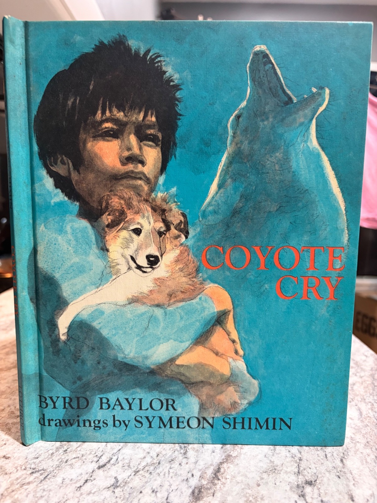 COYOTE CRY BY BYRD BAYLOR DRAWINGS BY SYMEON SHIMIN HARDCOVER VINTAGE 1972 COYOTE CRY BY BYRD BAYLOR DRAWINGS BY SYMEON SHIMIN HARDCOVER VINTAGE 1972