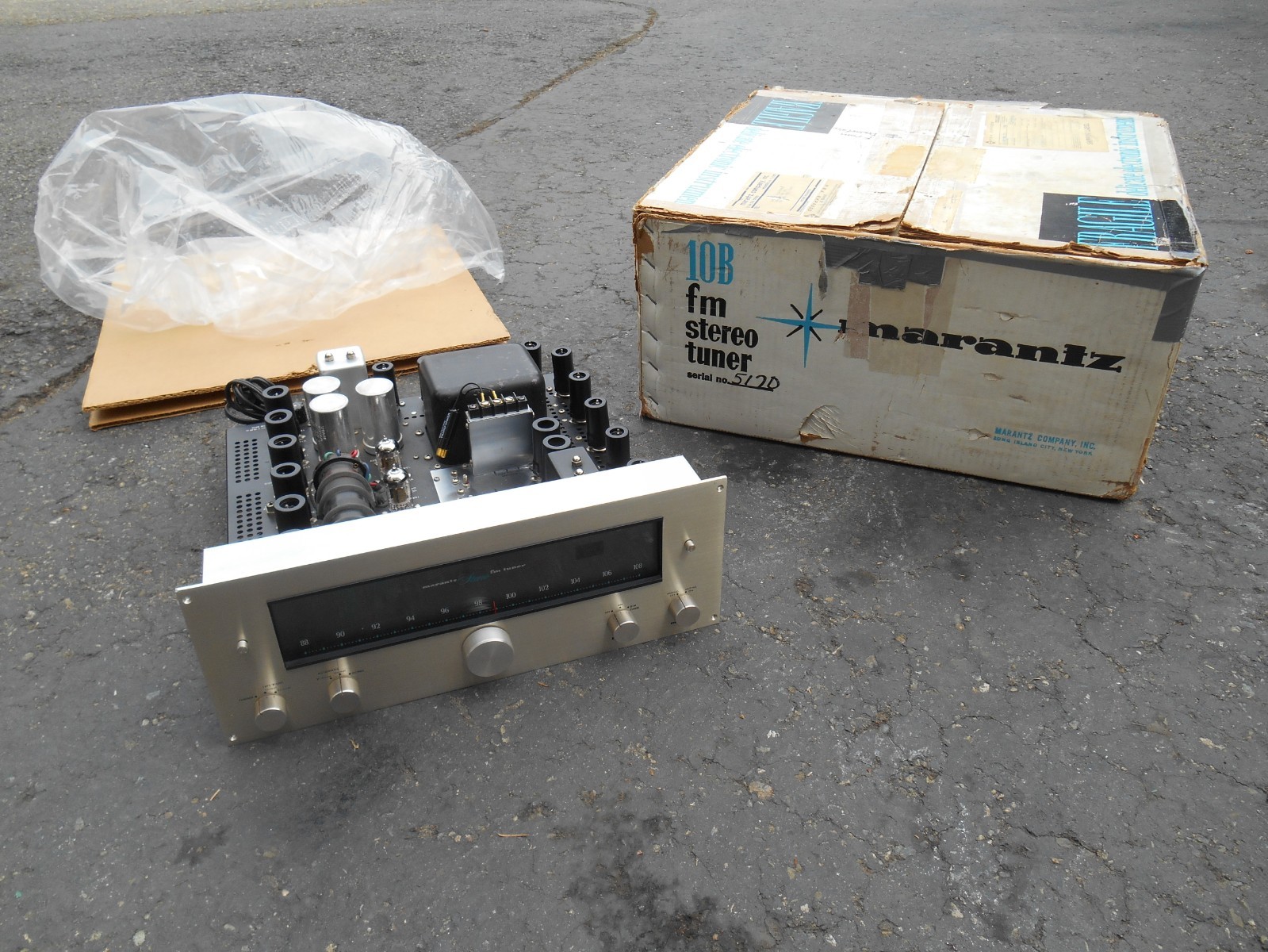 MARANTZ Model 10B FM Stereo Tube Tuner new in original box MINTY MARANTZ Model 10B FM Stereo Tube Tuner new in original box MINTY