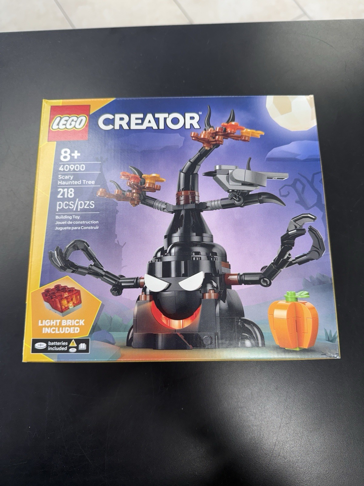 Lego 40900 Creator Scary Haunted Tree Halloween GWP 2026 New SEALED Lego 40900 Creator Scary Haunted Tree Halloween GWP 2026 New SEALED
