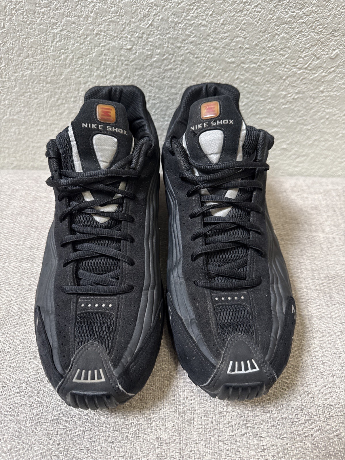 *ULTRA RARE COLLECTORS ITEM *ORIGINAL Nike Shox R4 Black Comet Red Sz 11 BOING *ULTRA RARE COLLECTORS ITEM *ORIGINAL Nike Shox R4 Black Comet Red Sz 11 BOING