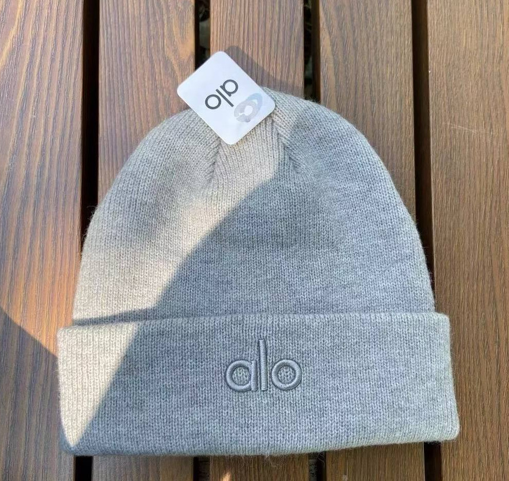 Alo Grey Knit Beanie Cuffed Winter Hat Warm Stretch Casual Outdoor New 2026 Alo Grey Knit Beanie Cuffed Winter Hat Warm Stretch Casual Outdoor New 2026